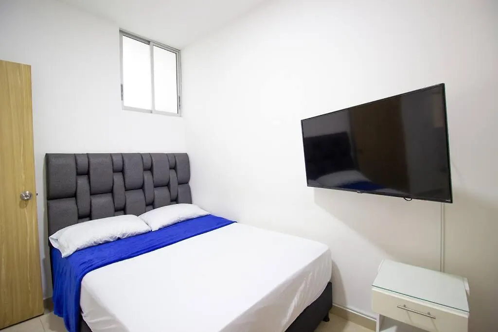2 Bedroom Barrio Estadio, Cerca Al Metro, Parqueadero 303 메딜린 아파트