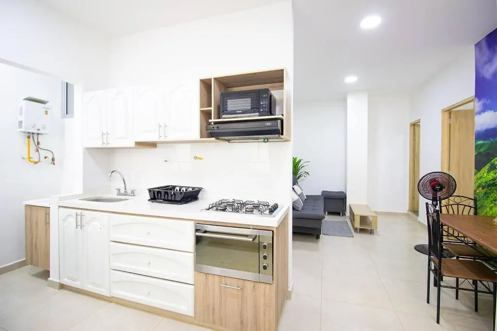 2 Bedroom Barrio Estadio, Cerca Al Metro, Parqueadero 303 메딜린 아파트