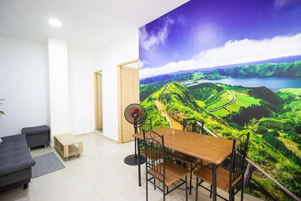 2 Bedroom Barrio Estadio, Cerca Al Metro, Parqueadero 303 메딜린 아파트