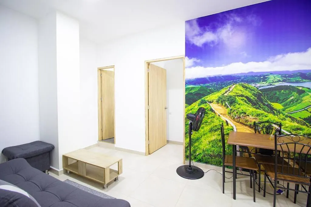2 Bedroom Barrio Estadio, Cerca Al Metro, Parqueadero 303 메딜린
